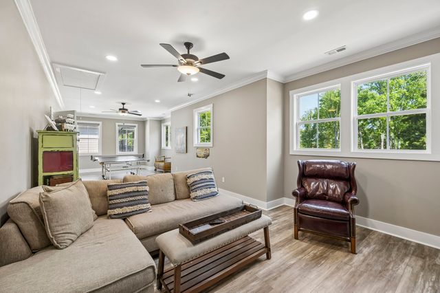 117 Hammock Dr, Winchester, TN 37398