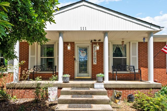 111 Rainbow St, Clarksville, TN 37042