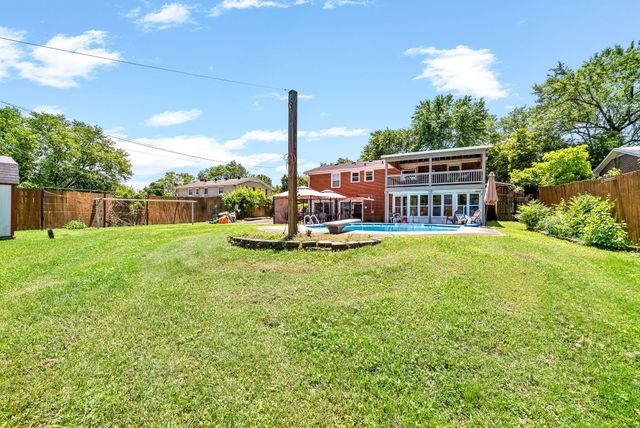 111 Rainbow St, Clarksville, TN 37042