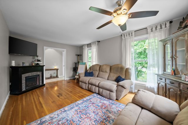 111 Rainbow St, Clarksville, TN 37042