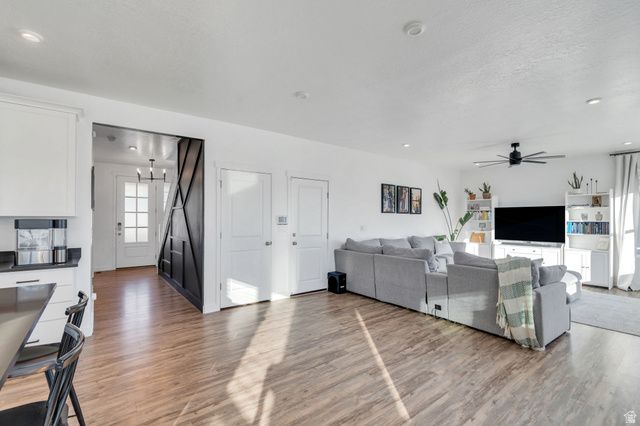 7940 N SEATTLE SLEW RD, Eagle Mountain, UT 84005