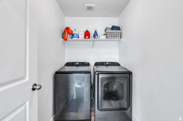 7940 N SEATTLE SLEW RD, Eagle Mountain, UT 84005