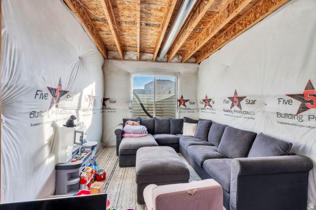 7940 N SEATTLE SLEW RD, Eagle Mountain, UT 84005