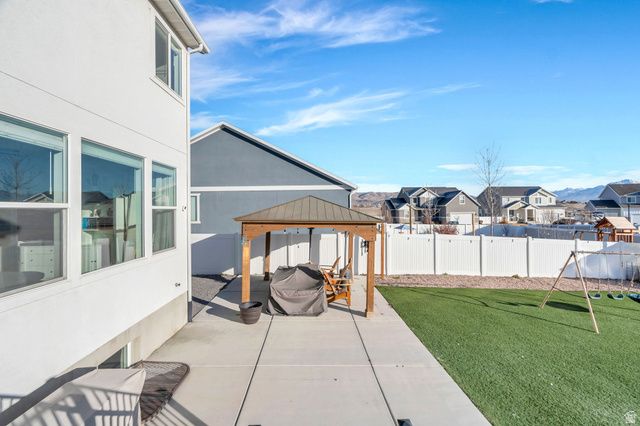 7940 N SEATTLE SLEW RD, Eagle Mountain, UT 84005