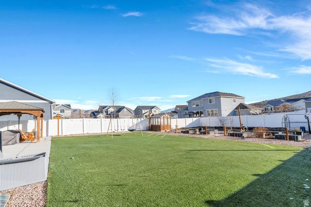 7940 N SEATTLE SLEW RD, Eagle Mountain, UT 84005