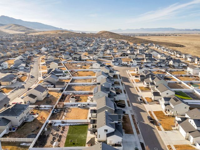 7940 N SEATTLE SLEW RD, Eagle Mountain, UT 84005