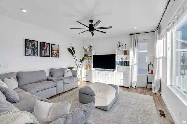 7940 N SEATTLE SLEW RD, Eagle Mountain, UT 84005