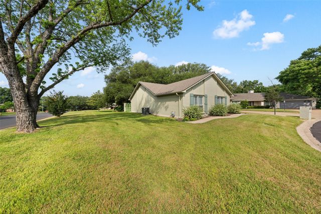 3417 Fern Hill Circle, Waco, TX 76708