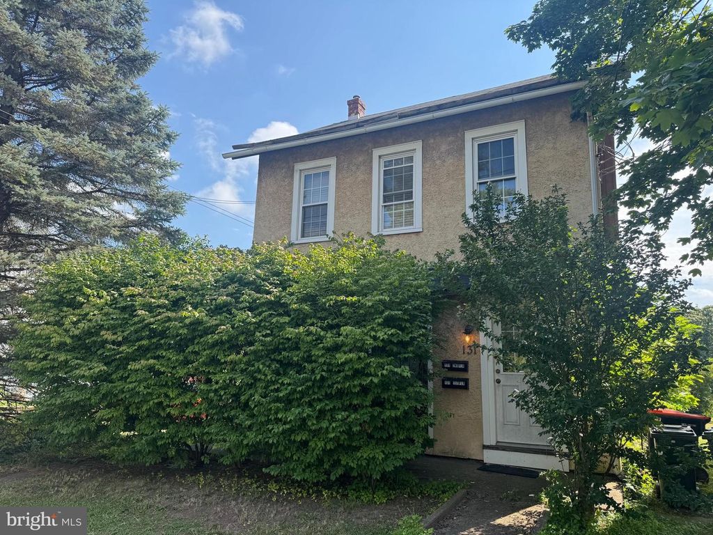 131 S MAIN ##2, Quakertown, PA 18951