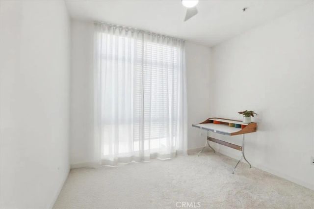 21301 Erwin Street 545, Woodland Hills, CA 91367