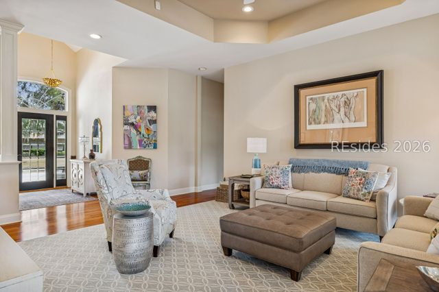 97 Toppin Dr, Hilton Head Island, SC 29926