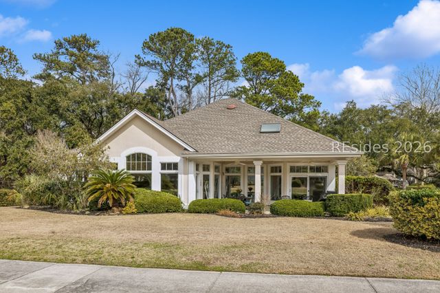 97 Toppin Dr, Hilton Head Island, SC 29926