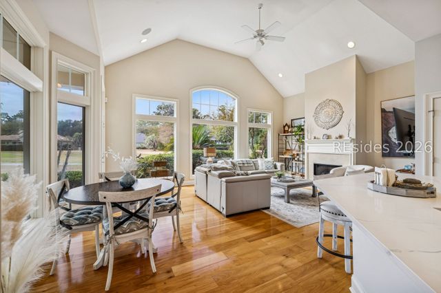 97 Toppin Dr, Hilton Head Island, SC 29926