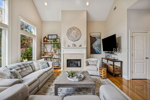 97 Toppin Dr, Hilton Head Island, SC 29926