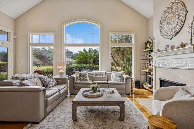 97 Toppin Dr, Hilton Head Island, SC 29926