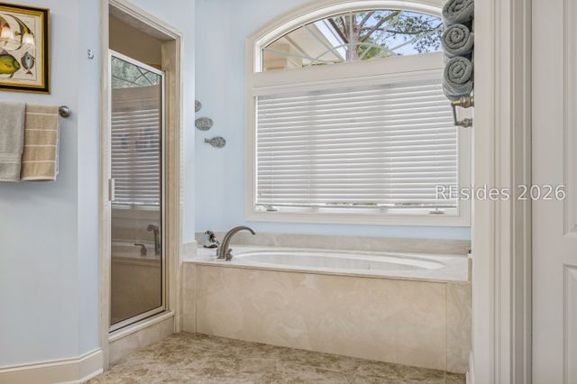 97 Toppin Dr, Hilton Head Island, SC 29926