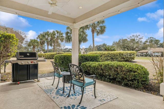 97 Toppin Dr, Hilton Head Island, SC 29926