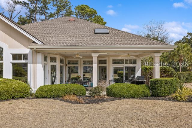 97 Toppin Dr, Hilton Head Island, SC 29926