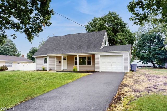 17 Tamarack Rd, Franklin Twp., NJ 08873