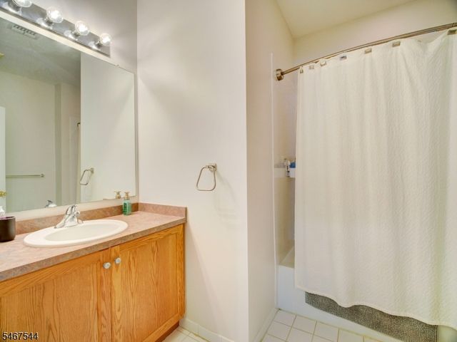 105 George Russell Way, Clifton City, NJ 07013