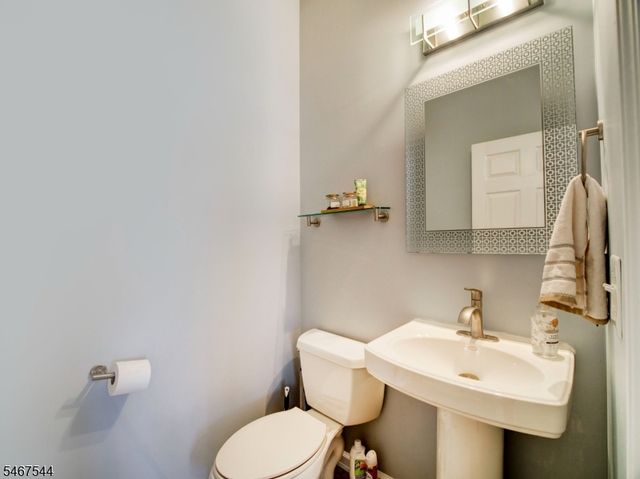 105 George Russell Way, Clifton City, NJ 07013