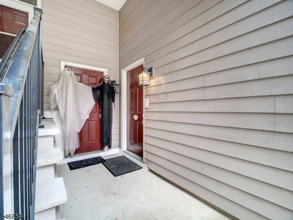 105 George Russell Way, Clifton City, NJ 07013 — photo 3