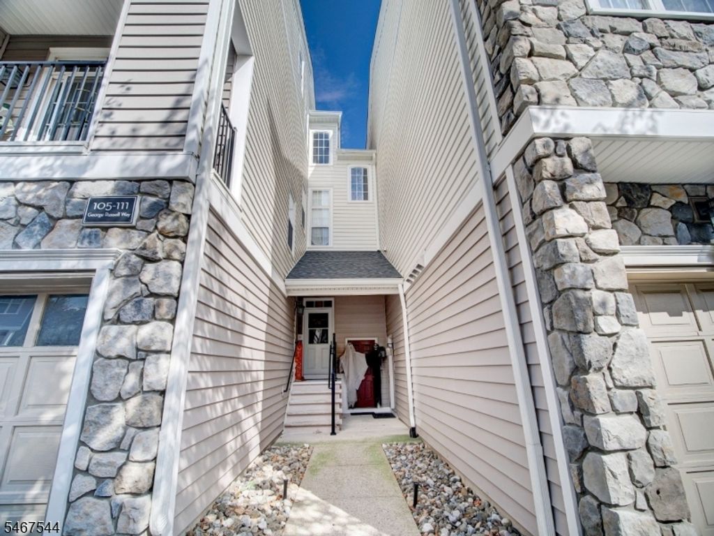 105 George Russell Way, Clifton City, NJ 07013 — photo 5