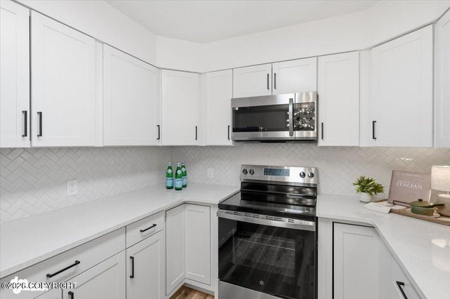 1560 Beaver Place, Anchorage, AK 99504