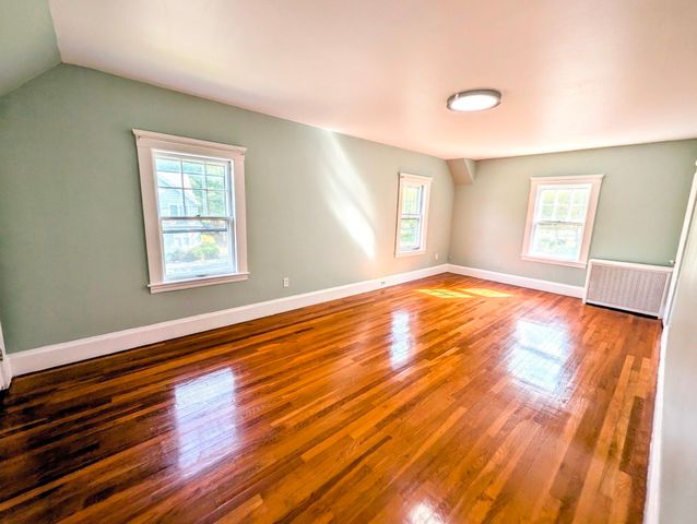 142 Jackson St, Newton, MA 02459