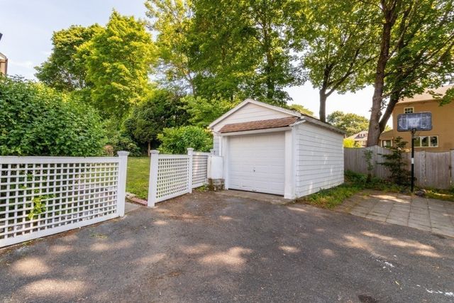 142 Jackson St, Newton, MA 02459