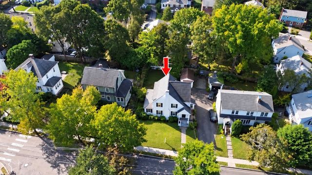 142 Jackson St, Newton, MA 02459