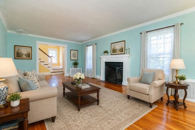 142 Jackson St, Newton, MA 02459