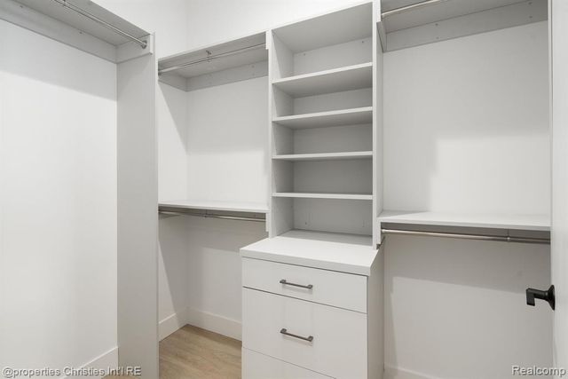 118 N Main Street 403, Royal Oak, MI 48067