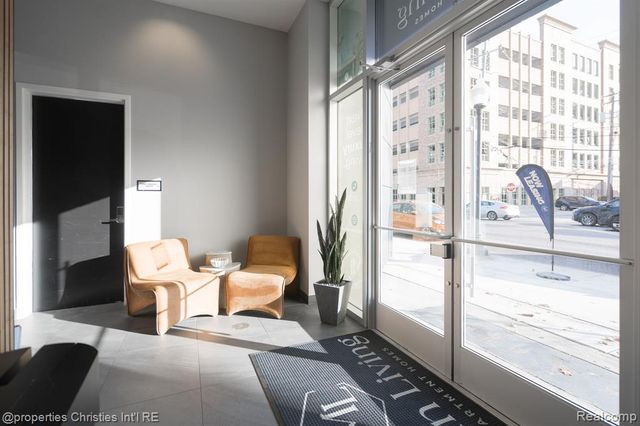 118 N Main Street 403, Royal Oak, MI 48067