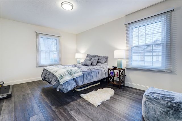 34 Wood Creek Drive, Pittsford, NY 14534