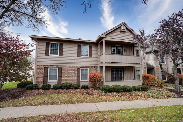 34 Wood Creek Drive, Pittsford, NY 14534