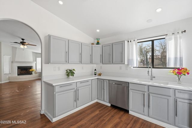 1248 W Crystal Palace Place, Tucson, AZ 85737