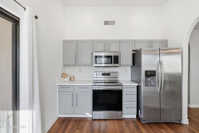 1248 W Crystal Palace Place, Tucson, AZ 85737