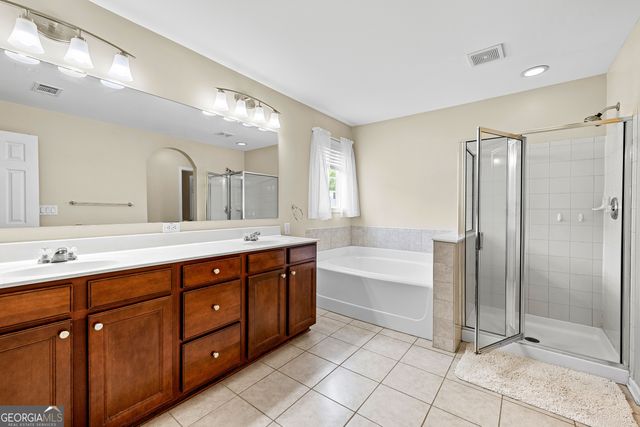 10 Stonebridge Pass, Newnan, GA 30265