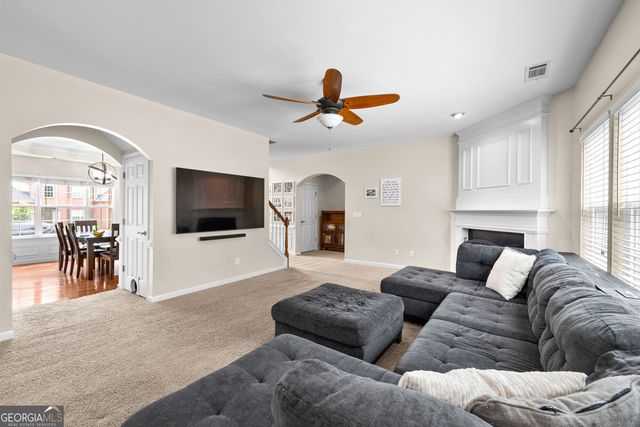 10 Stonebridge Pass, Newnan, GA 30265