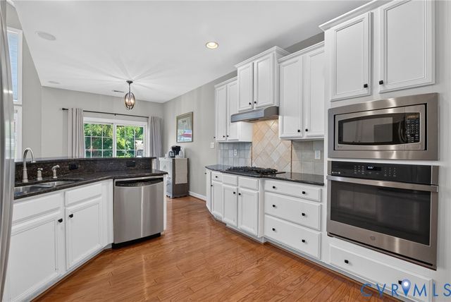 5574 Villa Green Dr, Providence Forge, VA 23140