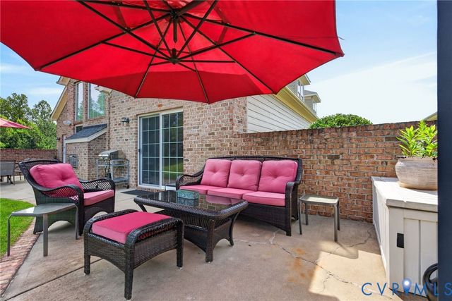 5574 Villa Green Dr, Providence Forge, VA 23140