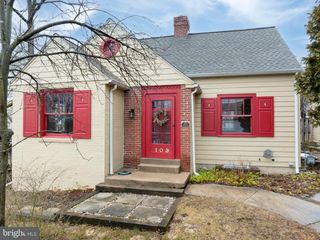 103 E HAMILTON AVE, State College, PA 16801