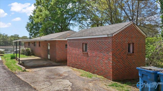 1511 Point Of Pines, Guntersville, AL 35976