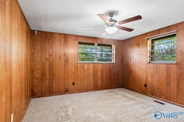 1511 Point Of Pines, Guntersville, AL 35976