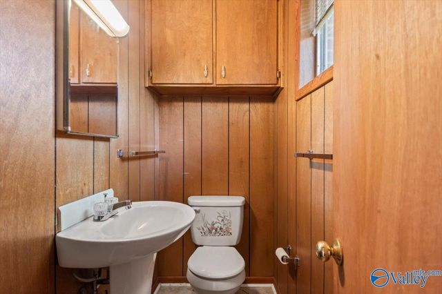 1511 Point Of Pines, Guntersville, AL 35976