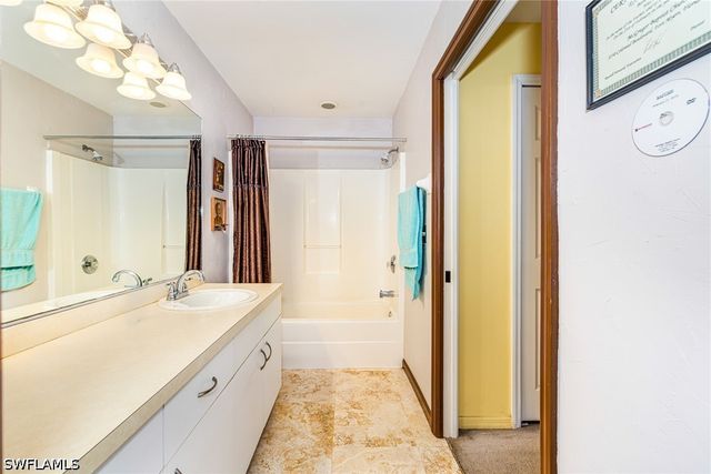 8164 Harrisburg DR, Fort Myers, FL 33967