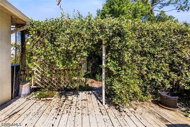 8164 Harrisburg DR, Fort Myers, FL 33967