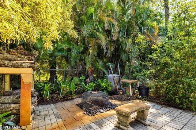 8164 Harrisburg DR, Fort Myers, FL 33967