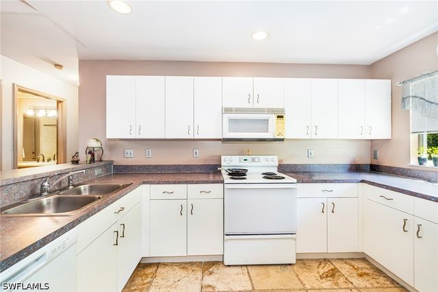 8164 Harrisburg DR, Fort Myers, FL 33967